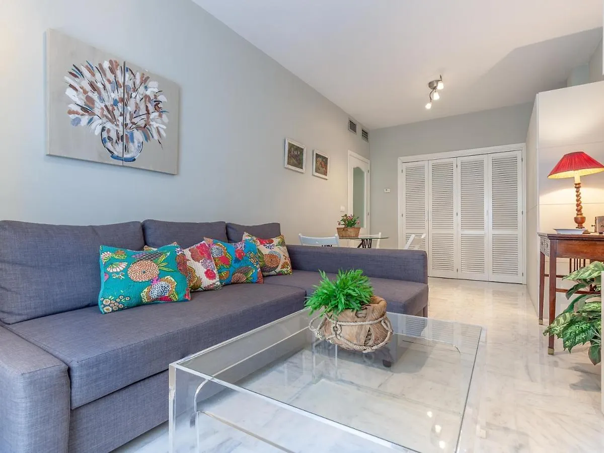 Virgen Loreto Sevilla Apartman
